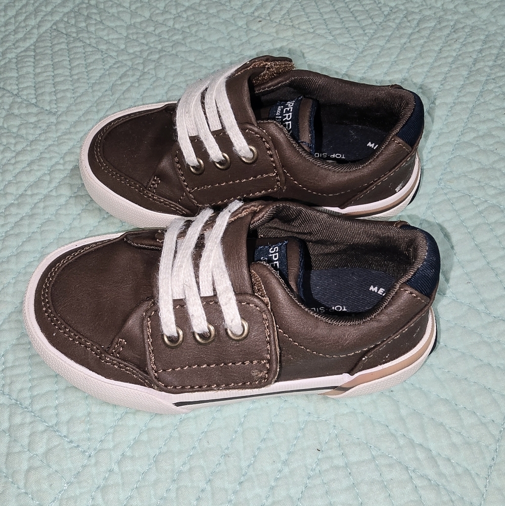 Boy's Sperry Top-Sider brown with White Accents